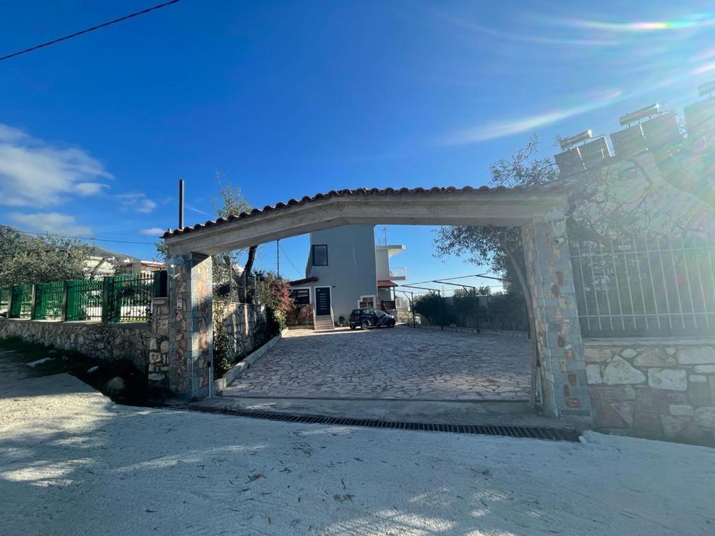 La Maroja View Hotel Dhermi Exterior photo