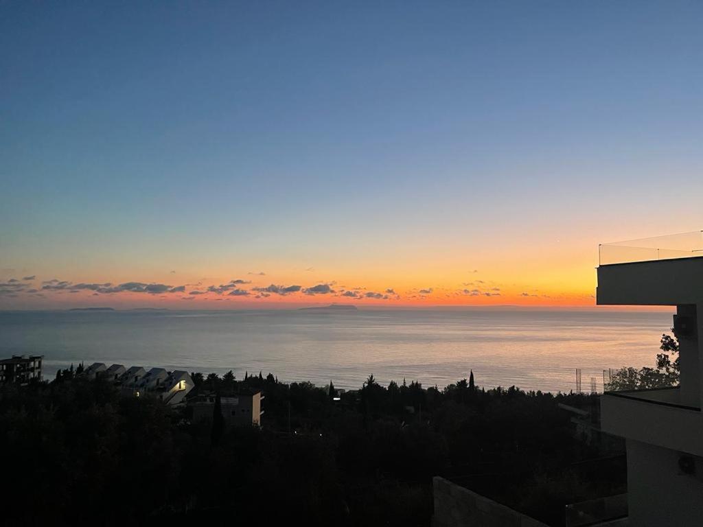 La Maroja View Hotel Dhermi Exterior photo