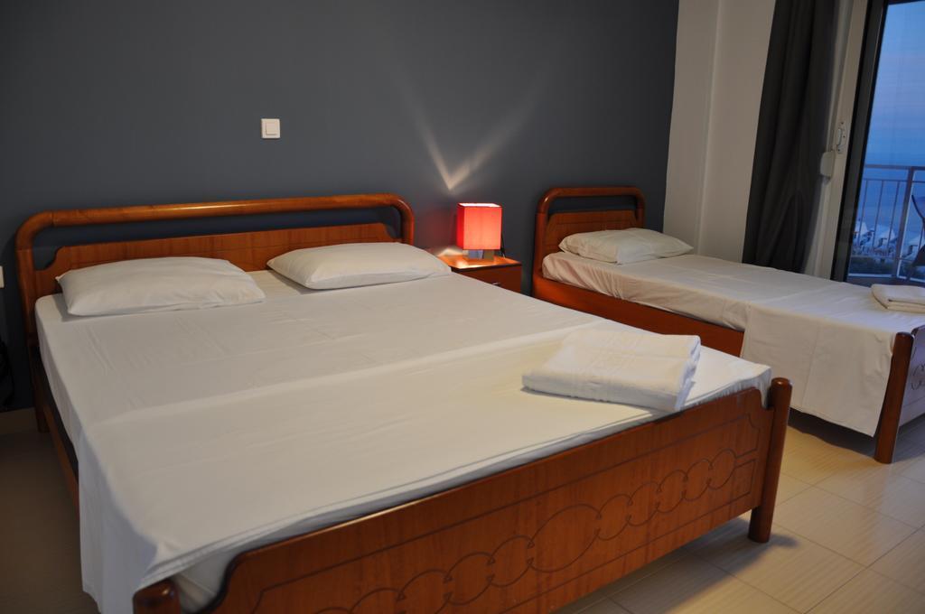 La Maroja View Hotel Dhermi Room photo